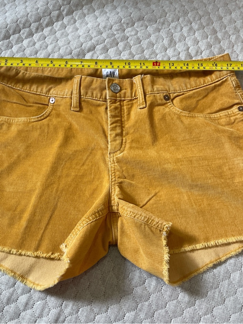 GAP Women's Corduroy Shorts in Mustard Yellow - Picture 3 of 7